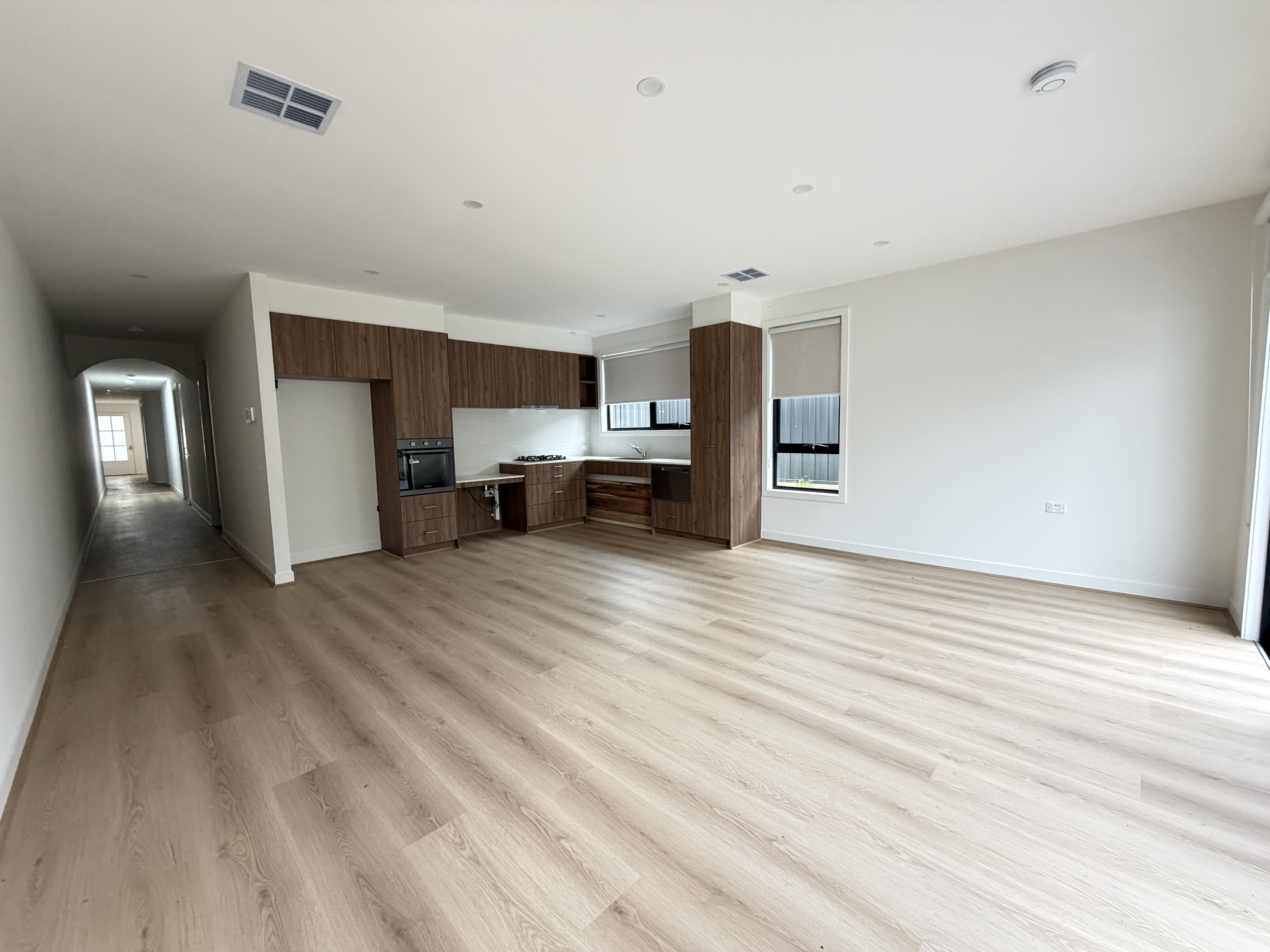 Brand-New 2+OOA HPS SDA Home in Prime Glenroy Location — Home image 3
