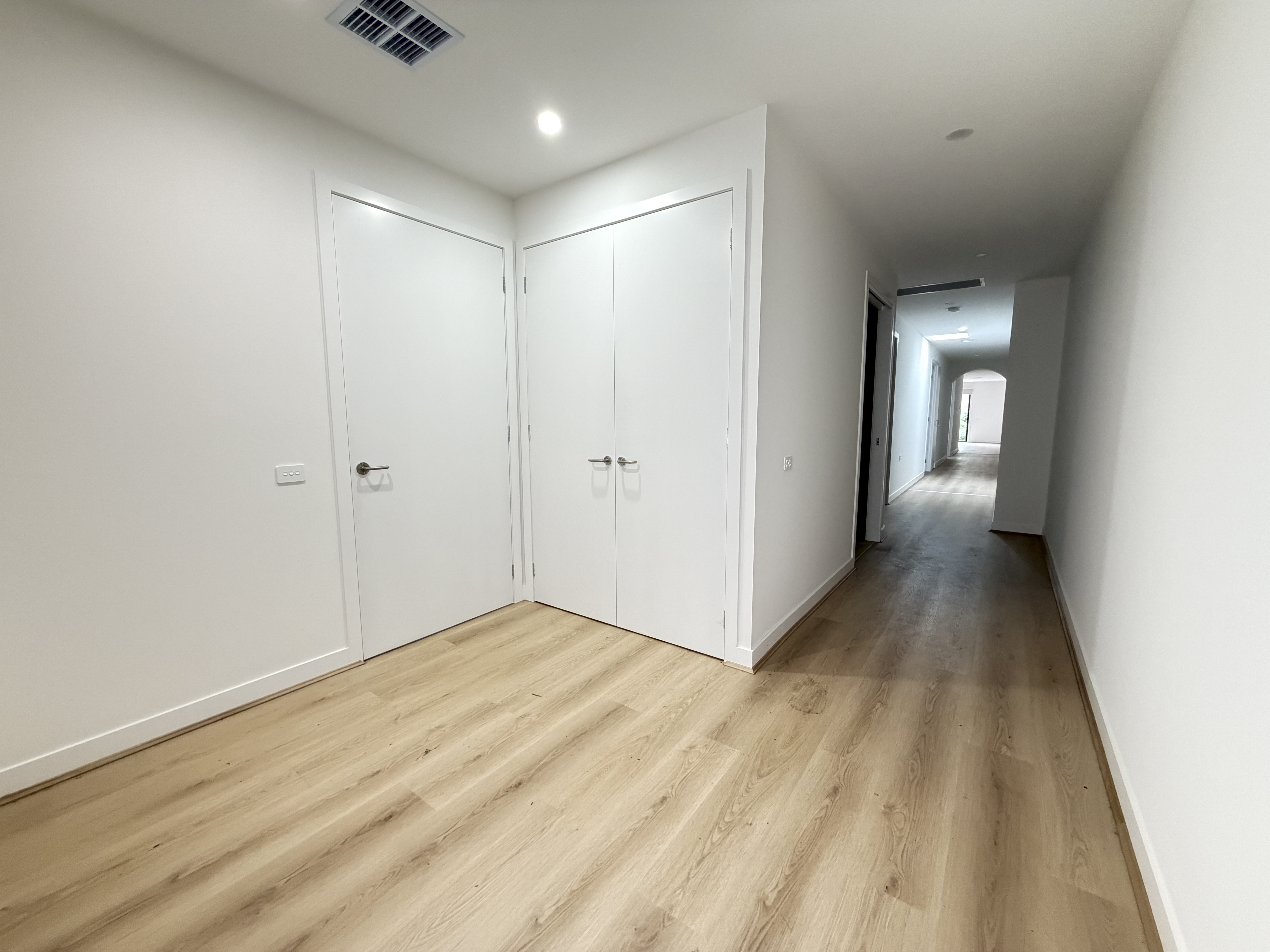 Brand-New 2+OOA HPS SDA Home in Prime Glenroy Location — Home image 6