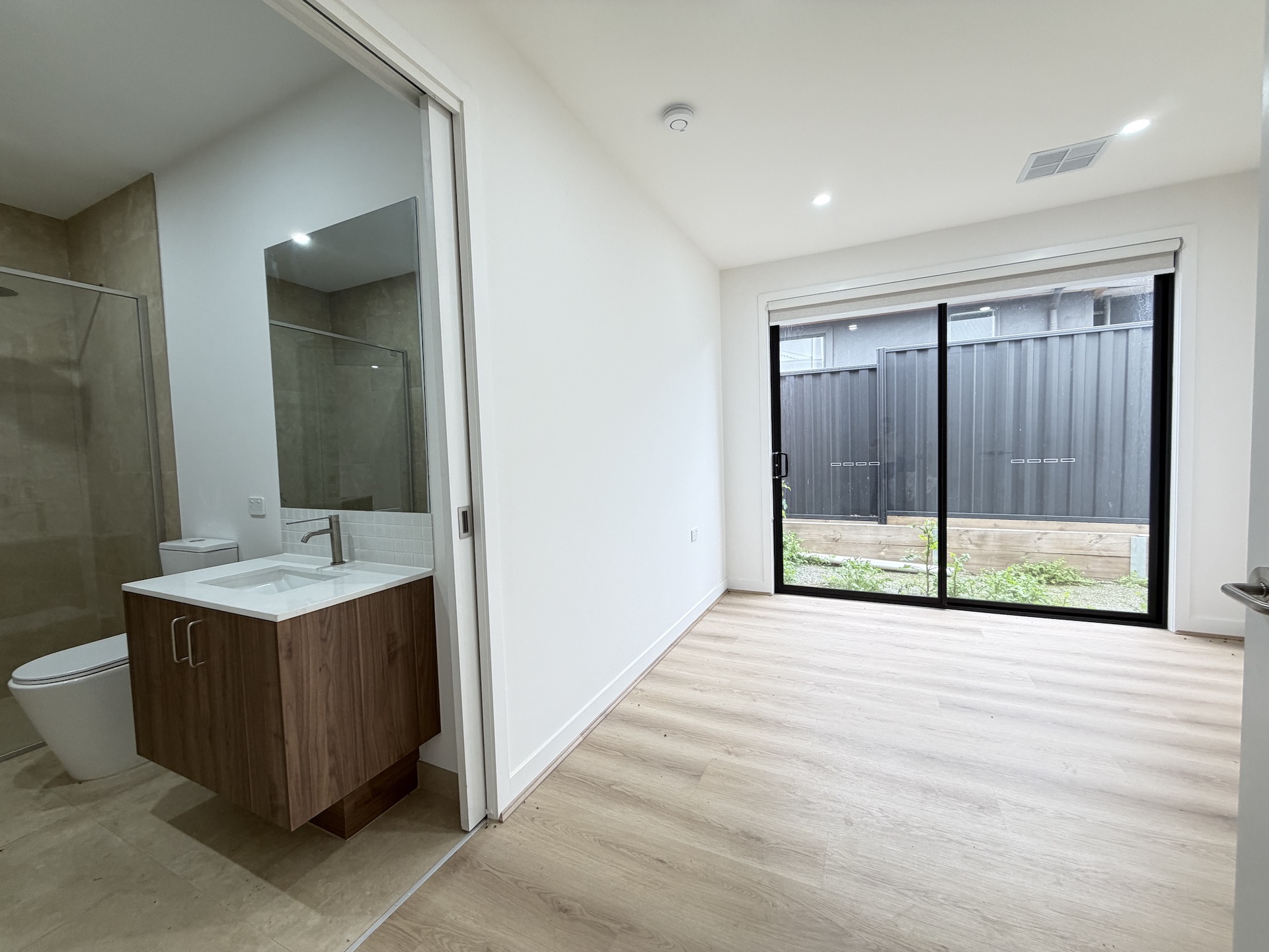 Brand-New 2+OOA HPS SDA Home in Prime Glenroy Location — Home image 7