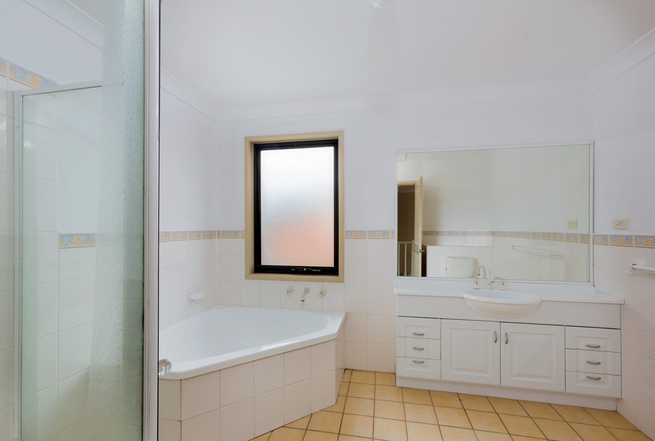SIL Home Available in Glenwood — Home image 5