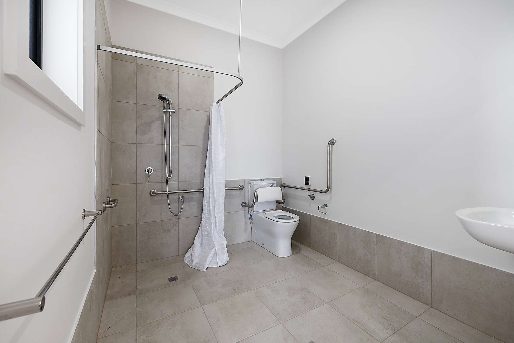 Weir Views – Melton Robust / High Physical Support 2-Residents — Home image 2