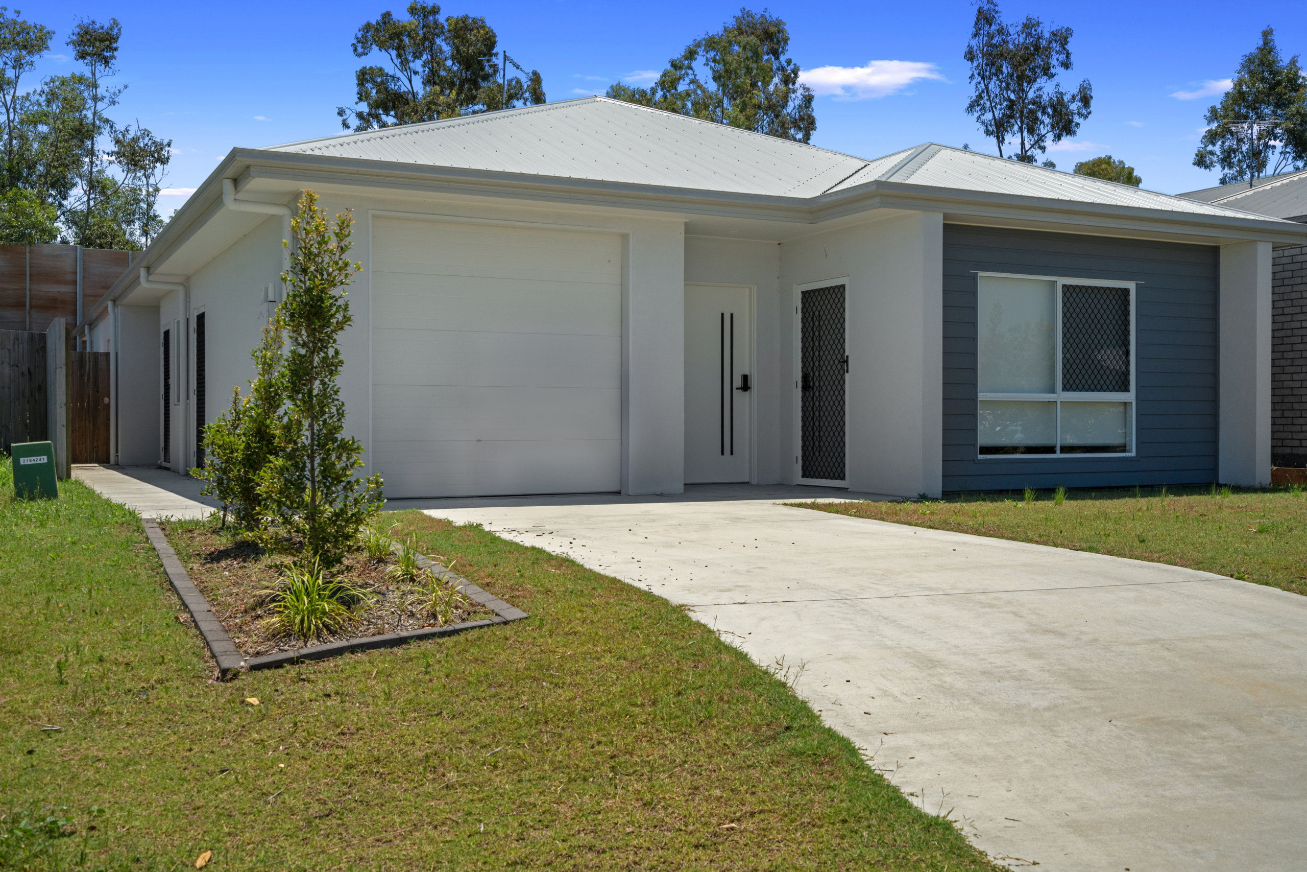 FLINDERS VIEW QLD – ROBUST VILLA 1| AVAILABLE NOW — Home image 2