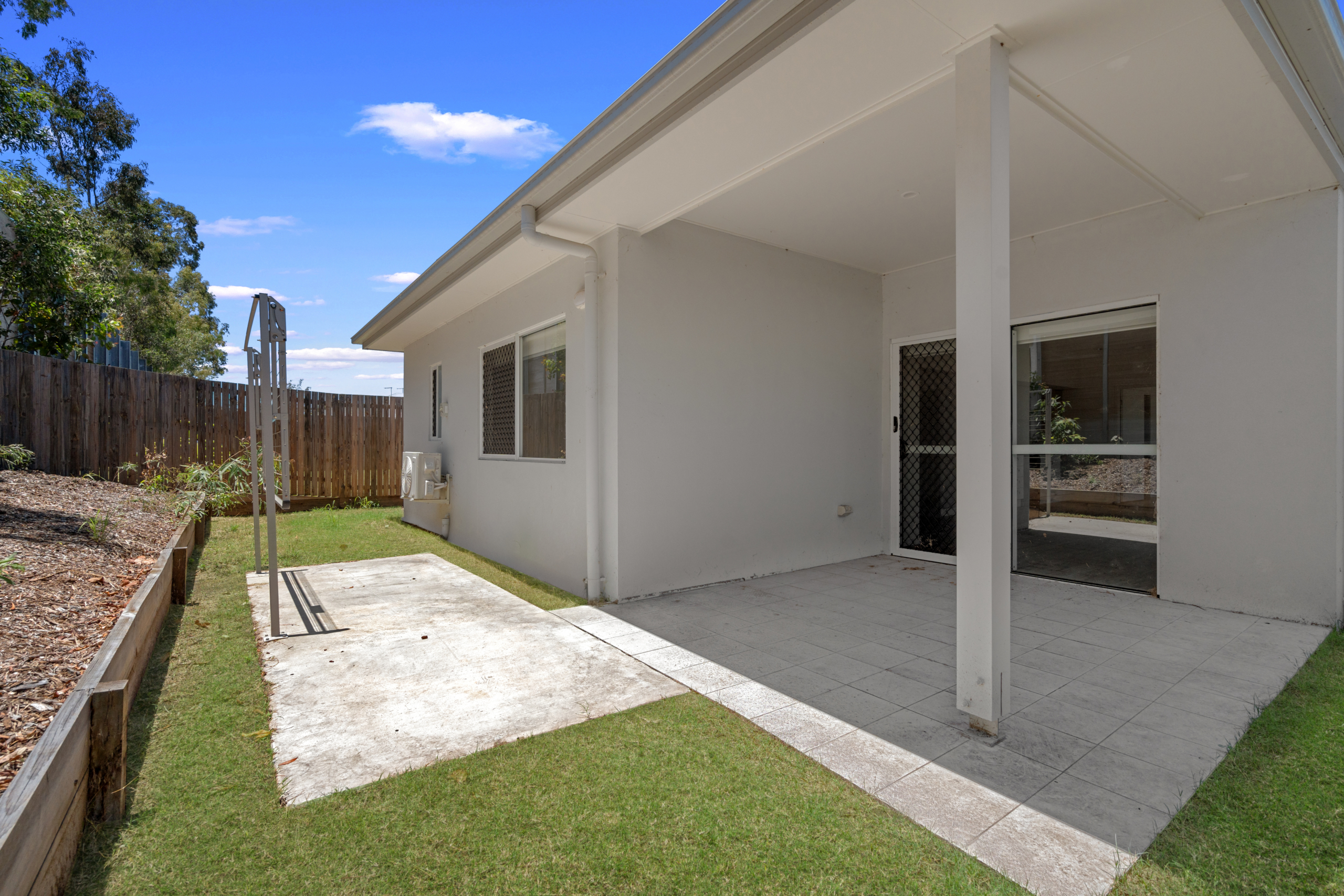 FLINDERS VIEW QLD – ROBUST VILLA 1| AVAILABLE NOW — Home image 12