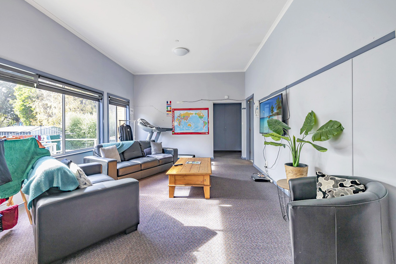 Two vacancies available in a five bedroom house in Geelong West — Home image 5