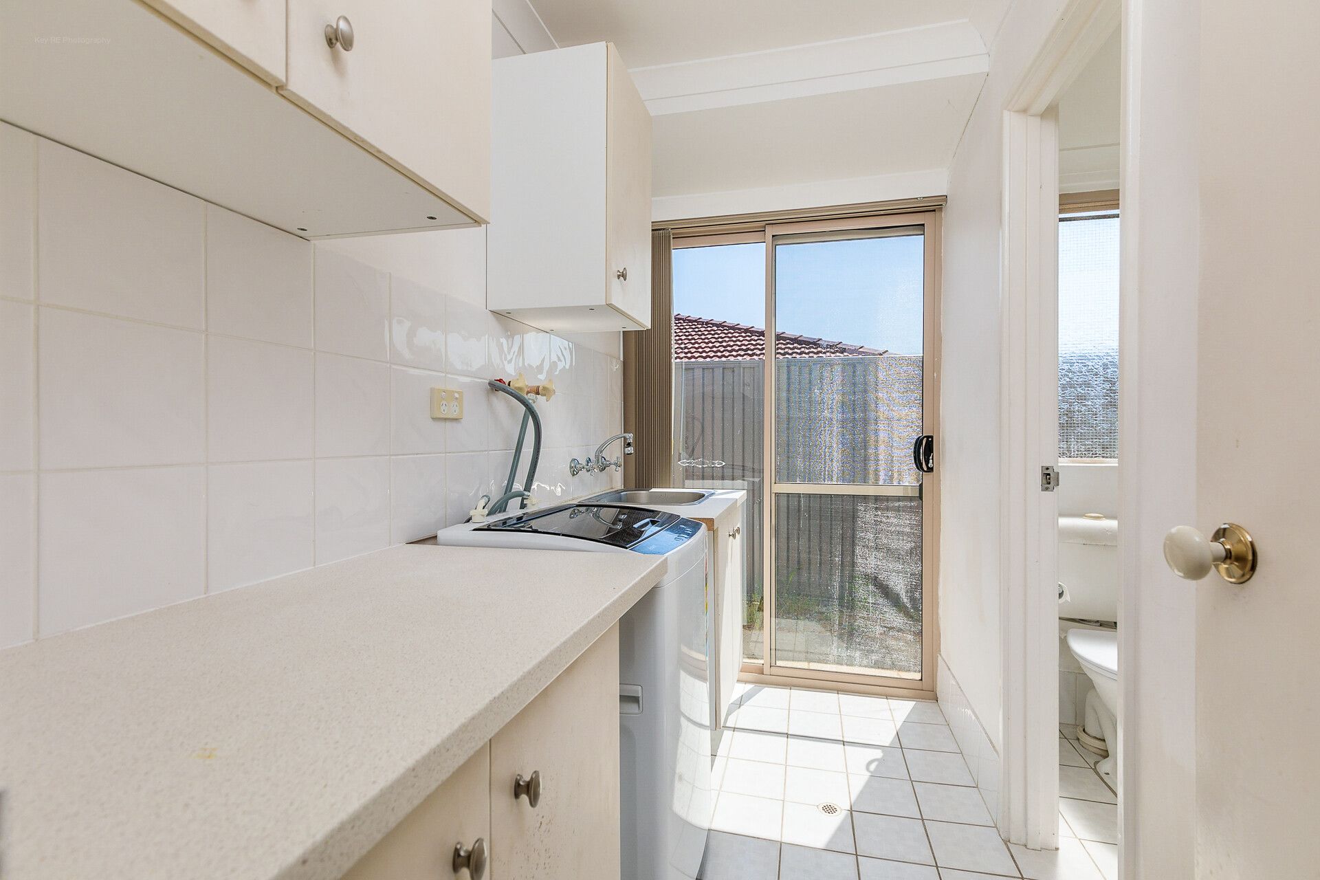 Cosy home with big backyard in Clarkson — Home image 5
