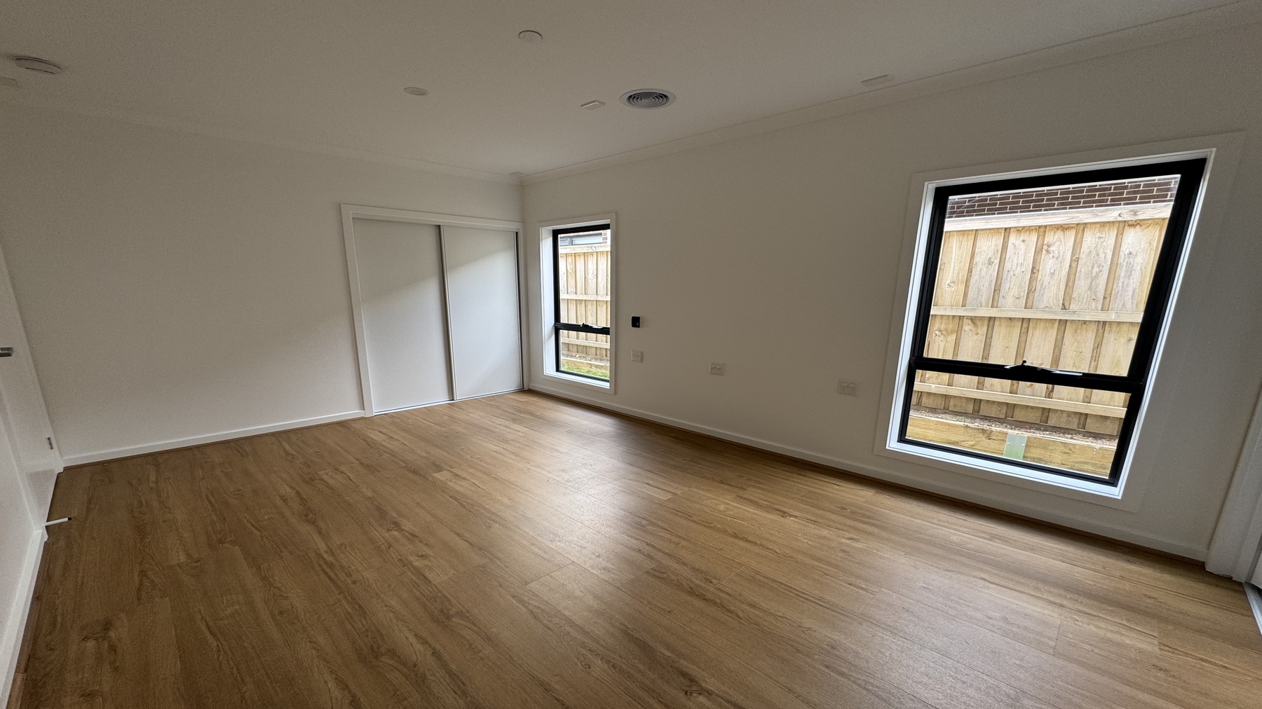 SDA HPS 2 Bedroom House plus OOA Clyde, Vic  119 — Home image 3
