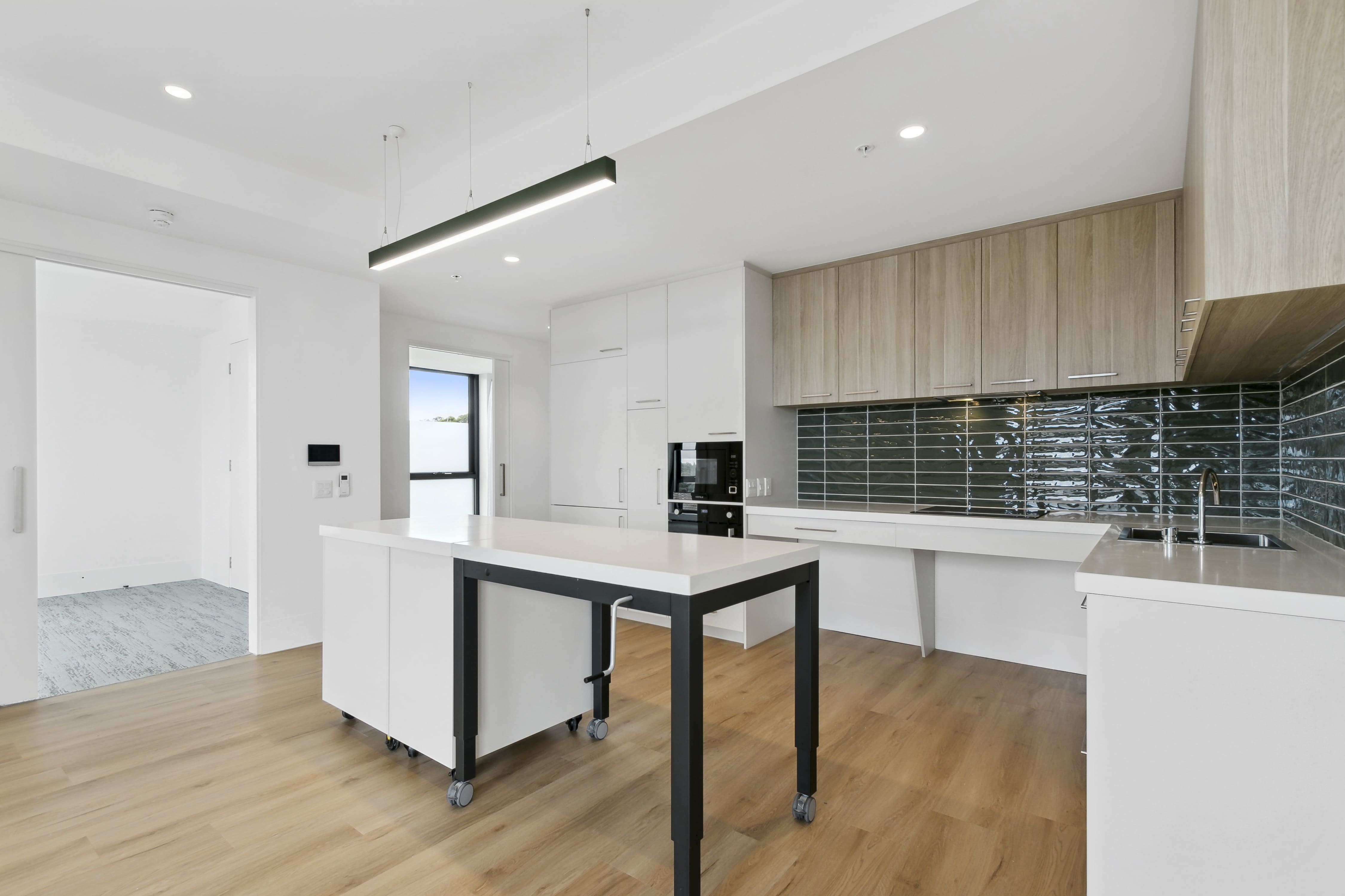 2 Bedroom Apartments, Dandenong — Home image 2