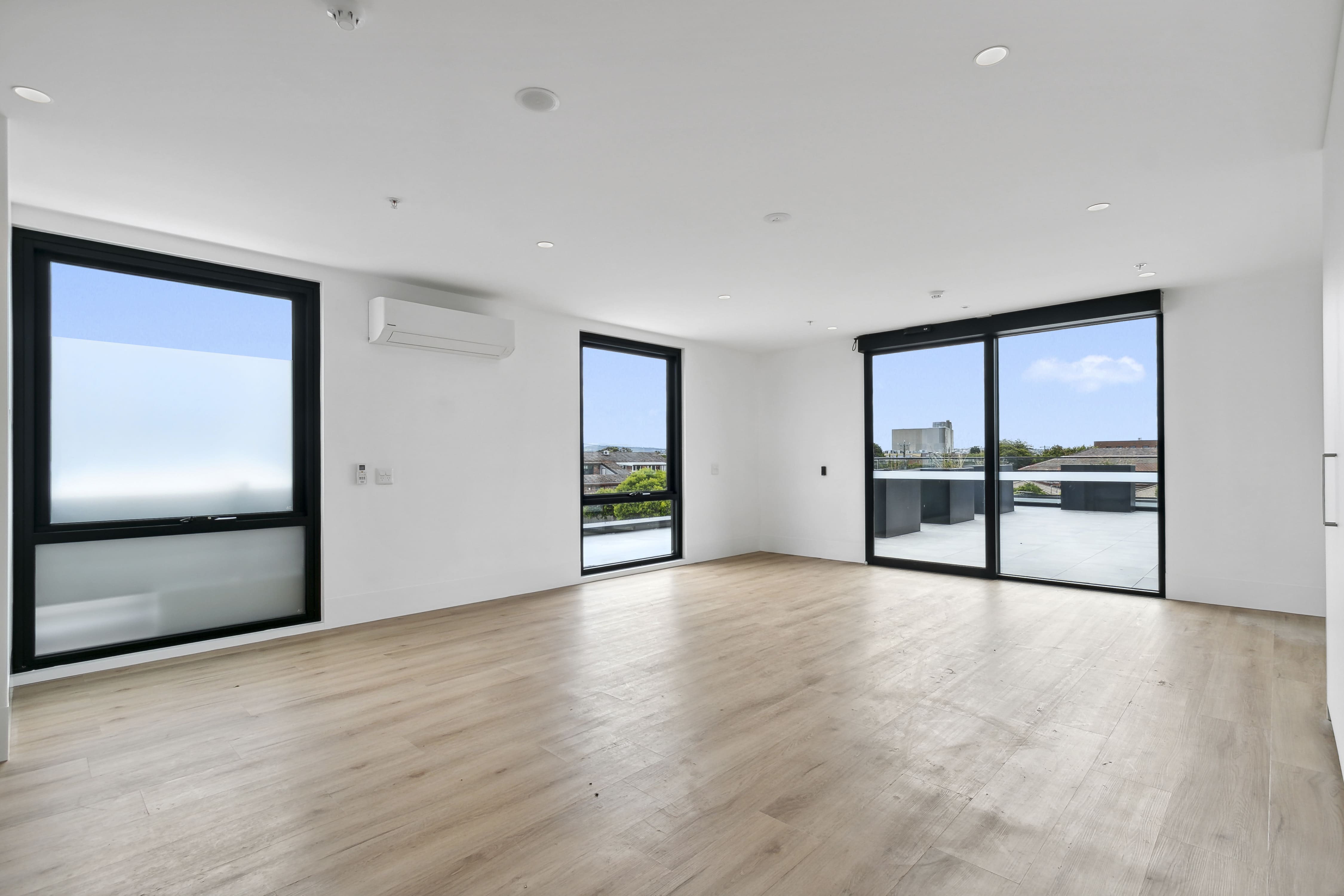 2 Bedroom Apartments, Dandenong — Home image 6
