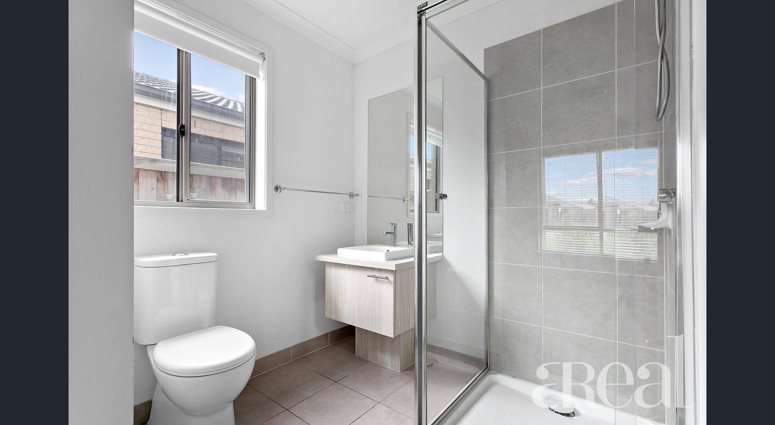 Cosy & Bright,What a delight !! SIL- 1 Vacancy — Home image 4