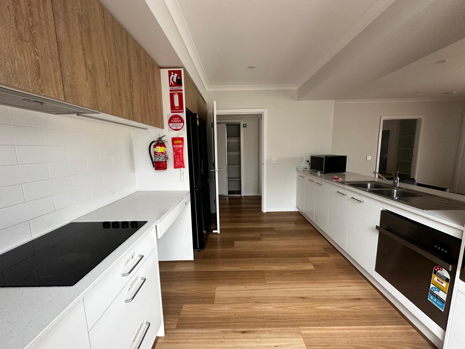 Luxury Living in Rockbank – Ex-Display Home with Premium Finishes! — Home image 10