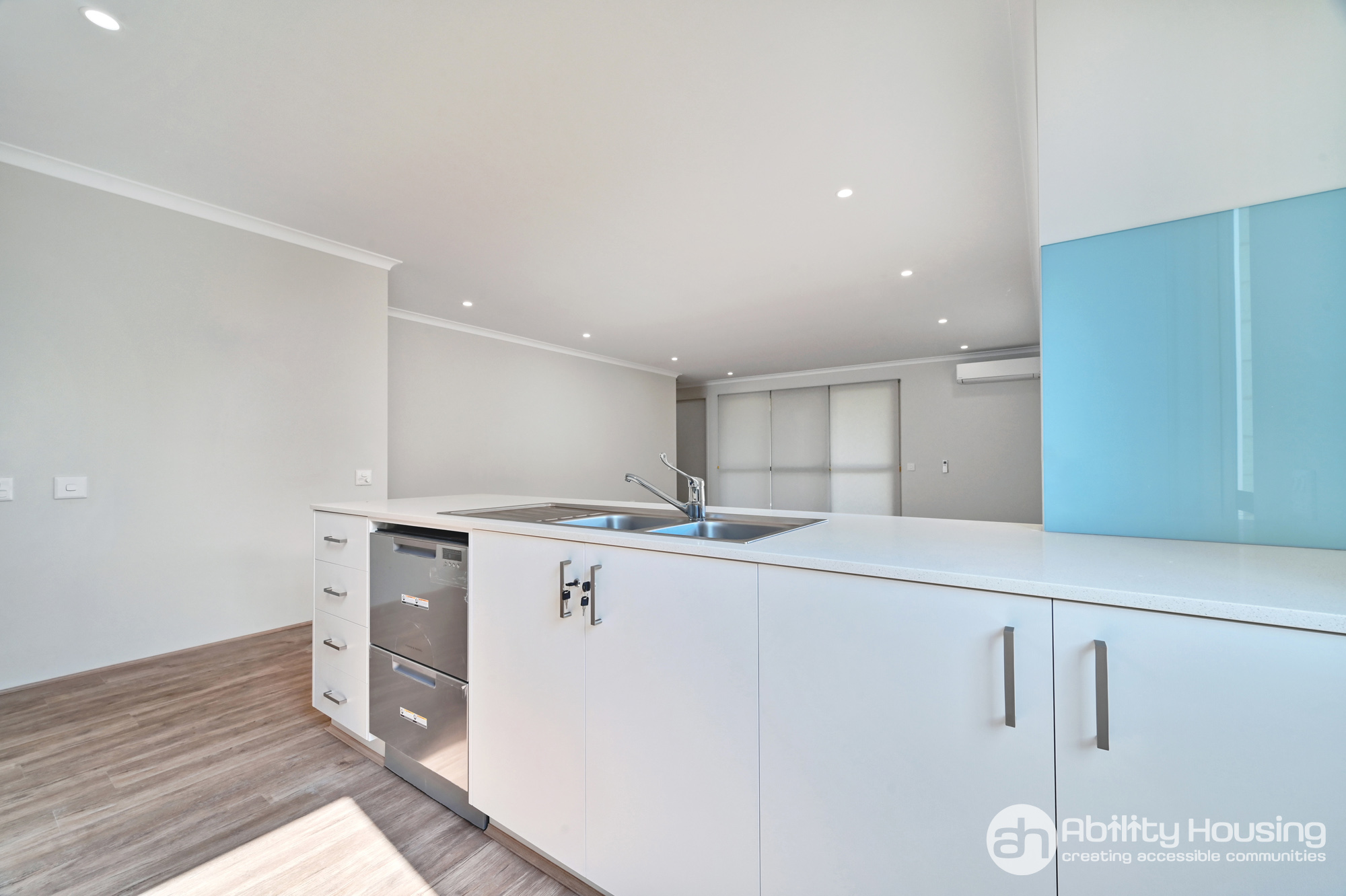 Robust Home in WELLARD Housemate Wanted — Home image 4