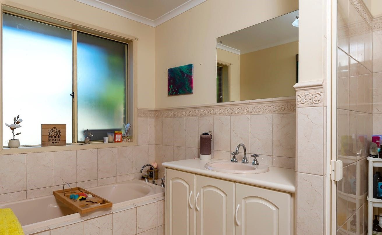 Perfect home for the outdoorsy young male — Home image 3