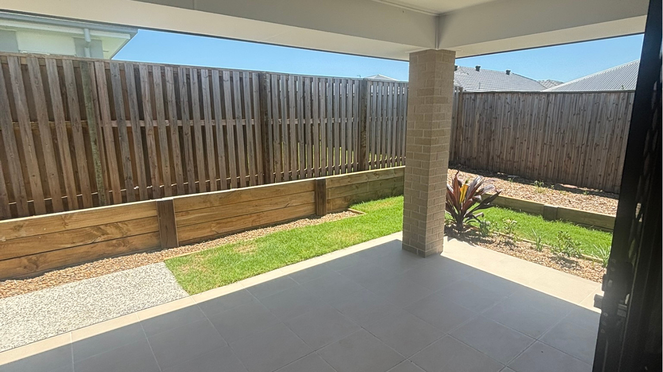 Modern HPS Home in Gleneagle — Home image 10