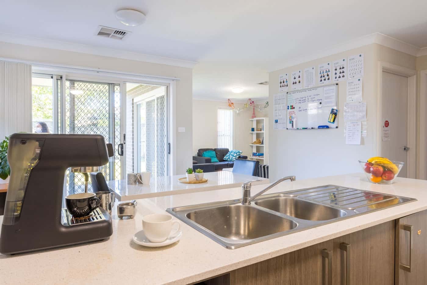 Spacious comfortable shared home for women in Ropes Crossing — Home image 11