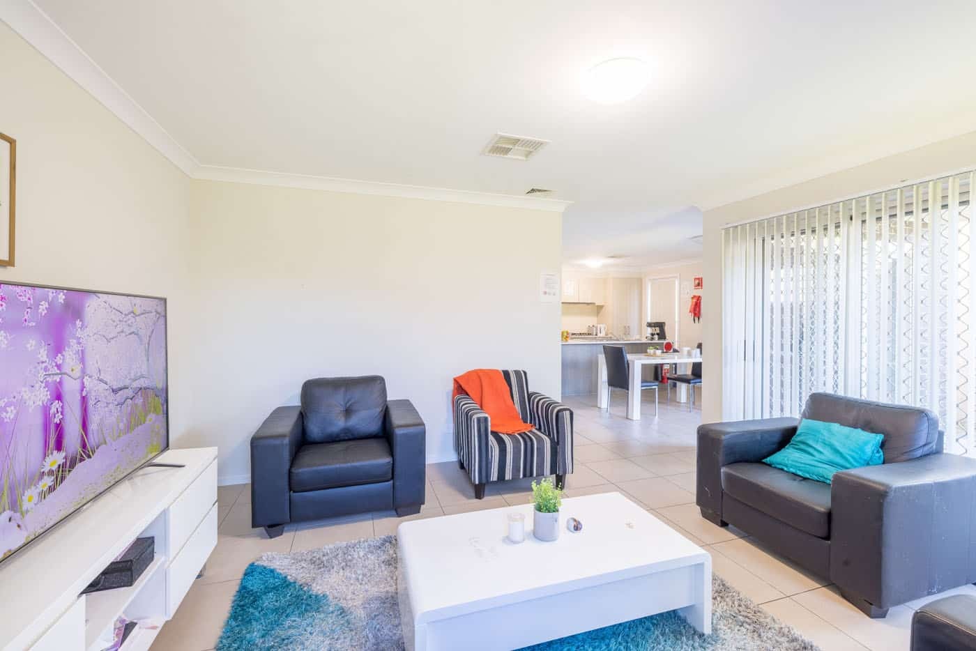 Spacious comfortable shared home for women in Ropes Crossing — Home image 13