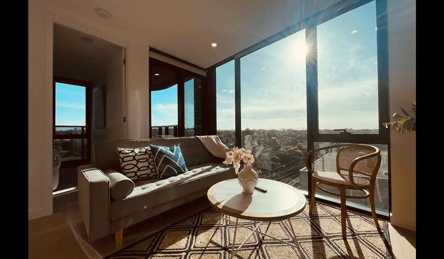 Box Hill Retreats — Home image 3