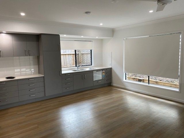 New Home Located in Pimpama — Home image 4