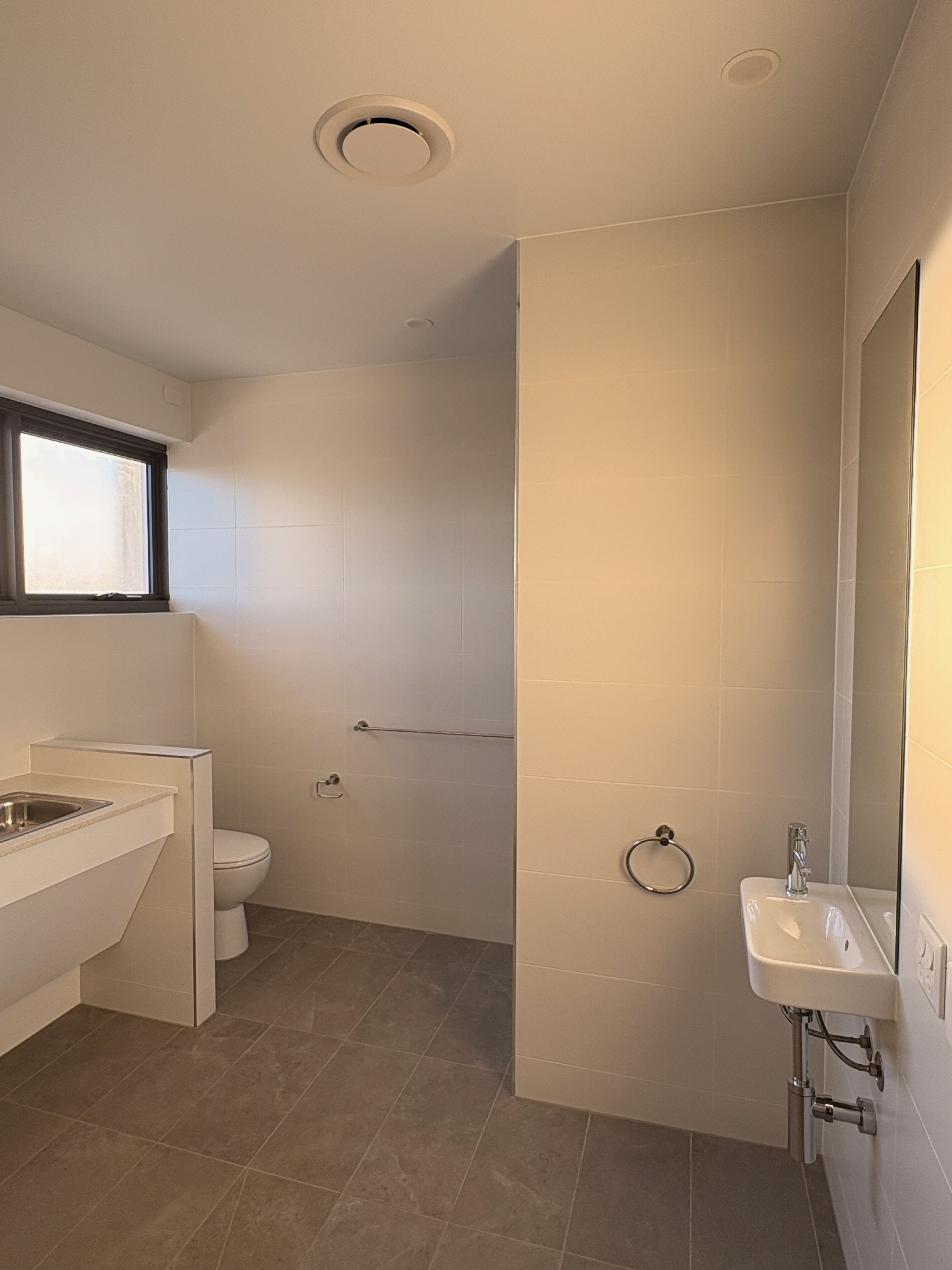 Cream of the Crop: HPS Apartments — Cleveland, QLD! — Home image 16
