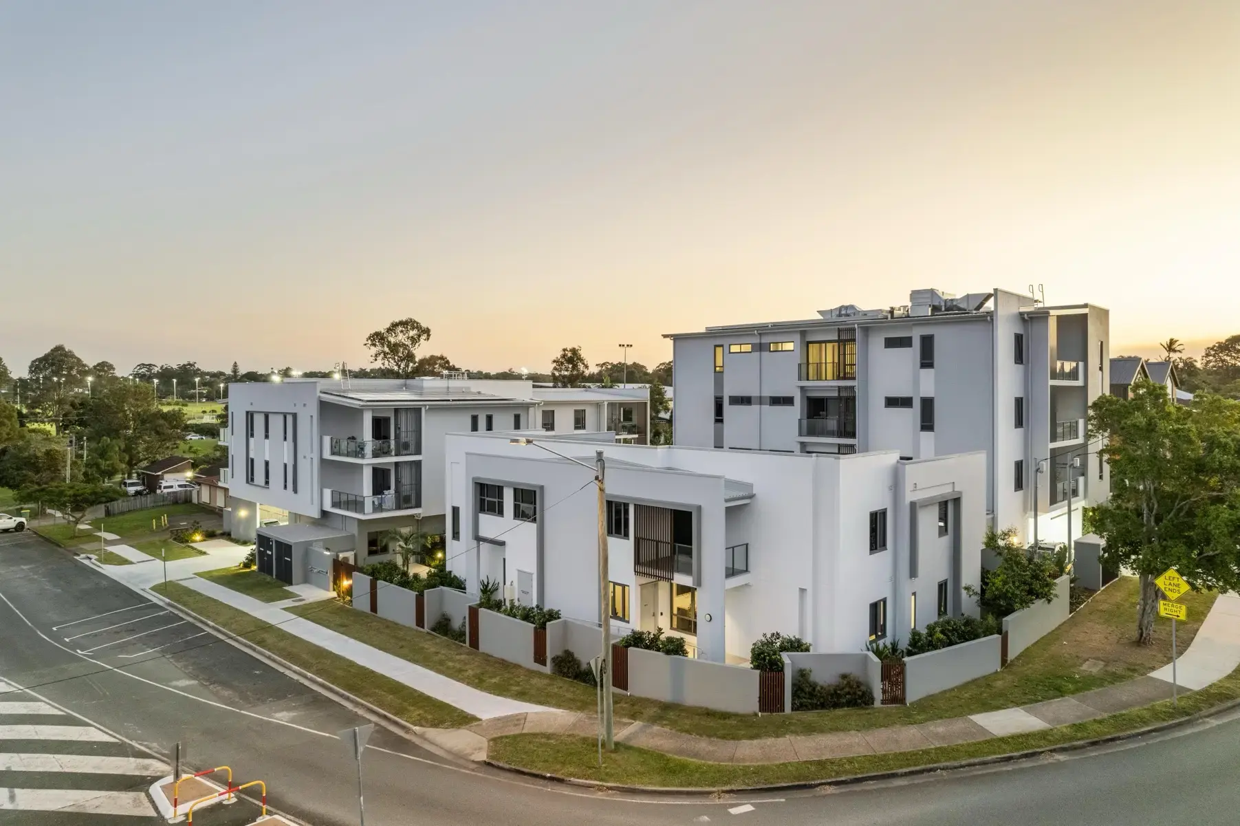 Cream of the Crop: HPS Apartments — Cleveland, QLD! — Home image 2