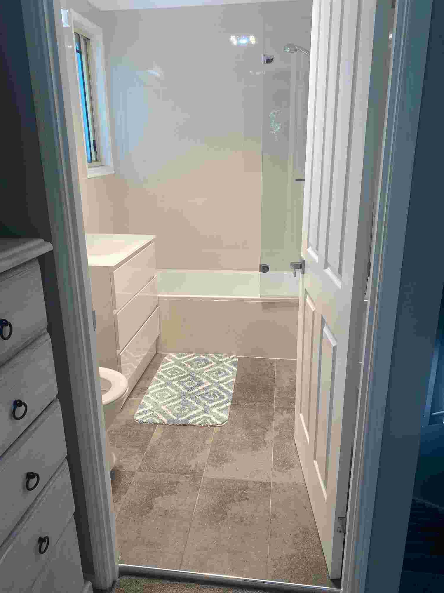 Fantastic 2 bedroom townhouse in prime location — Home image 3