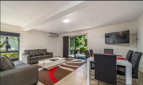 Pinkerton Crescent — Home image 2