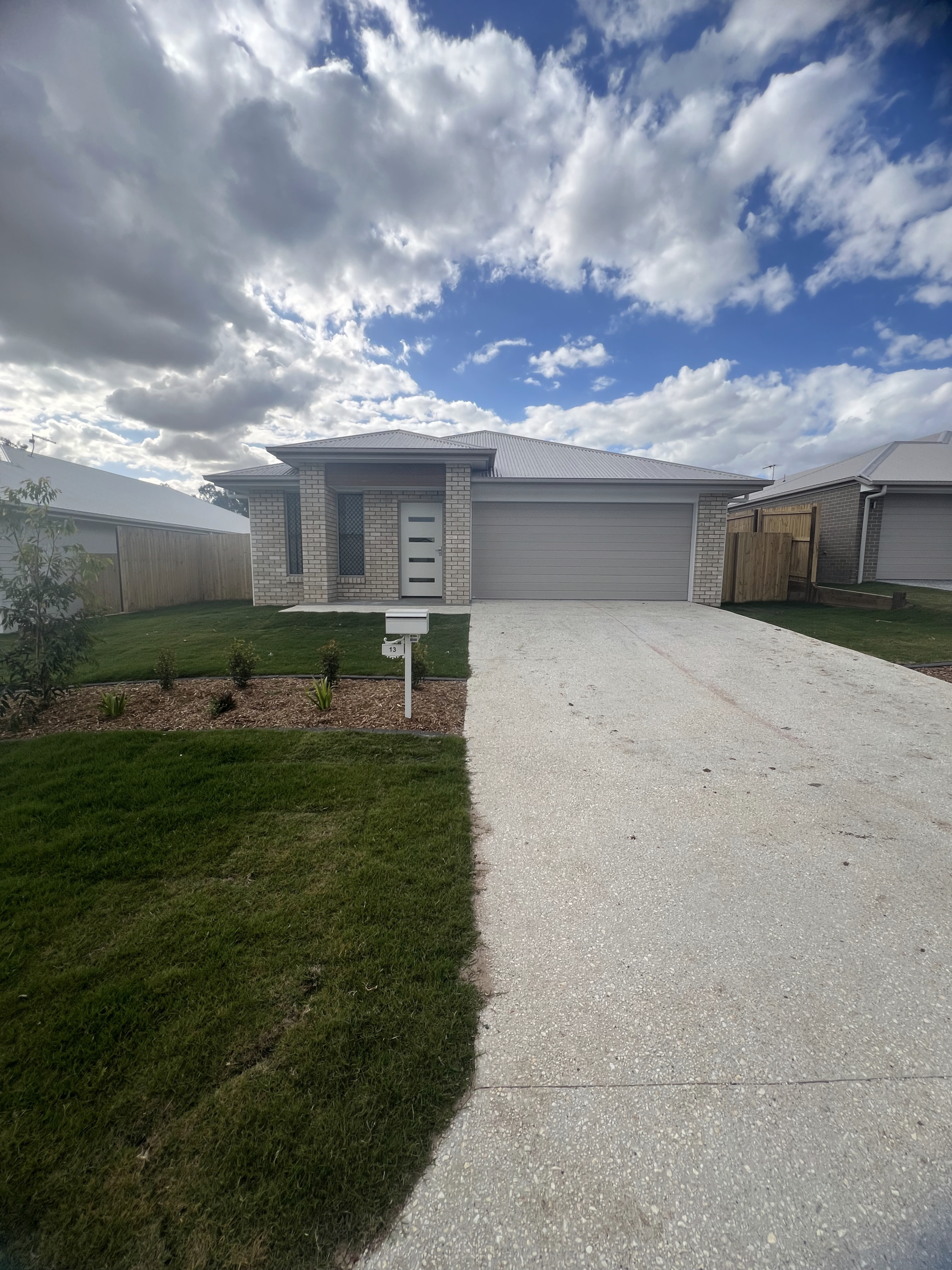 Gleneagle, QLD - Robust House — Home image 13