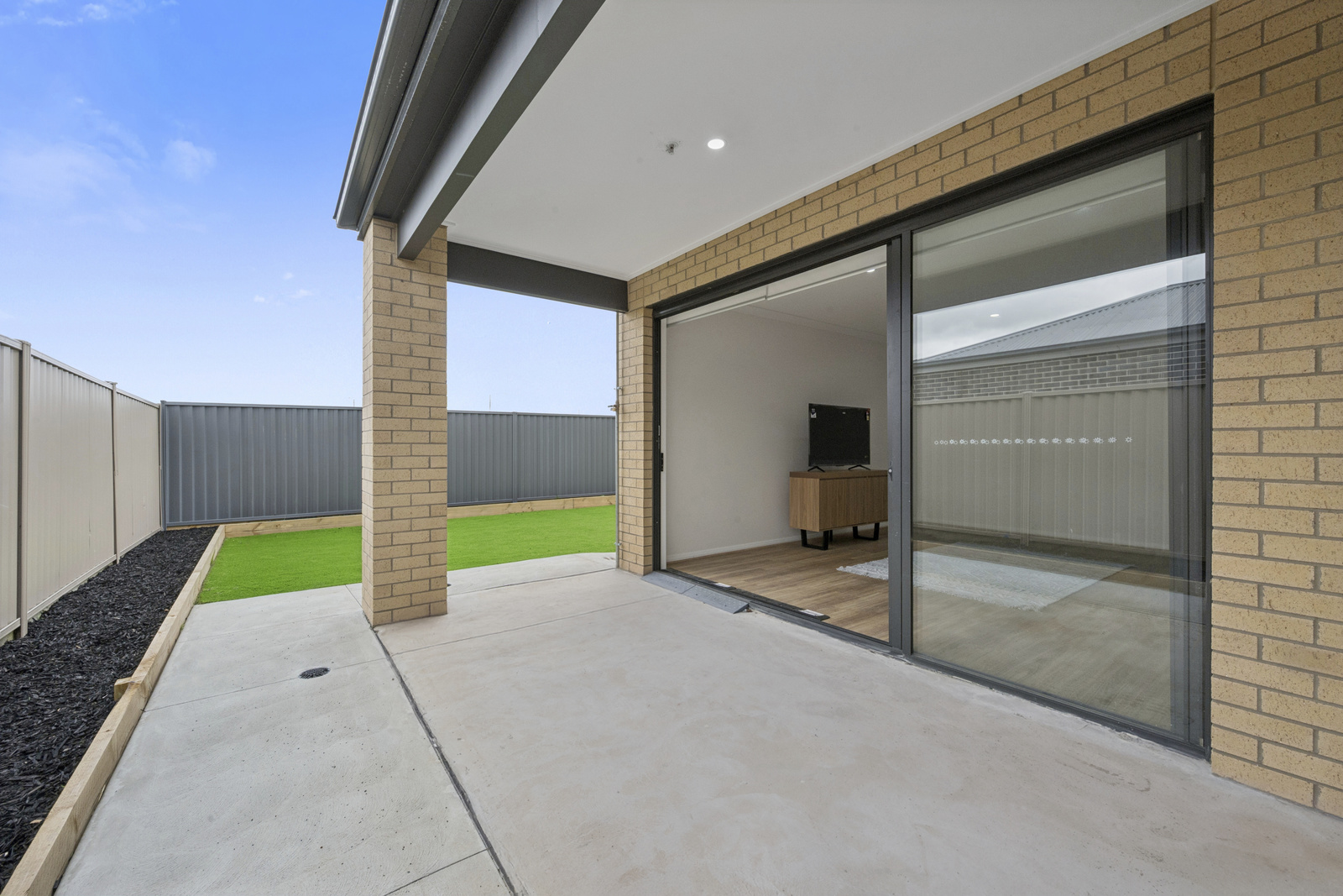 Vetrano Avenue, Alfredton VIC 3350 — Home image 32