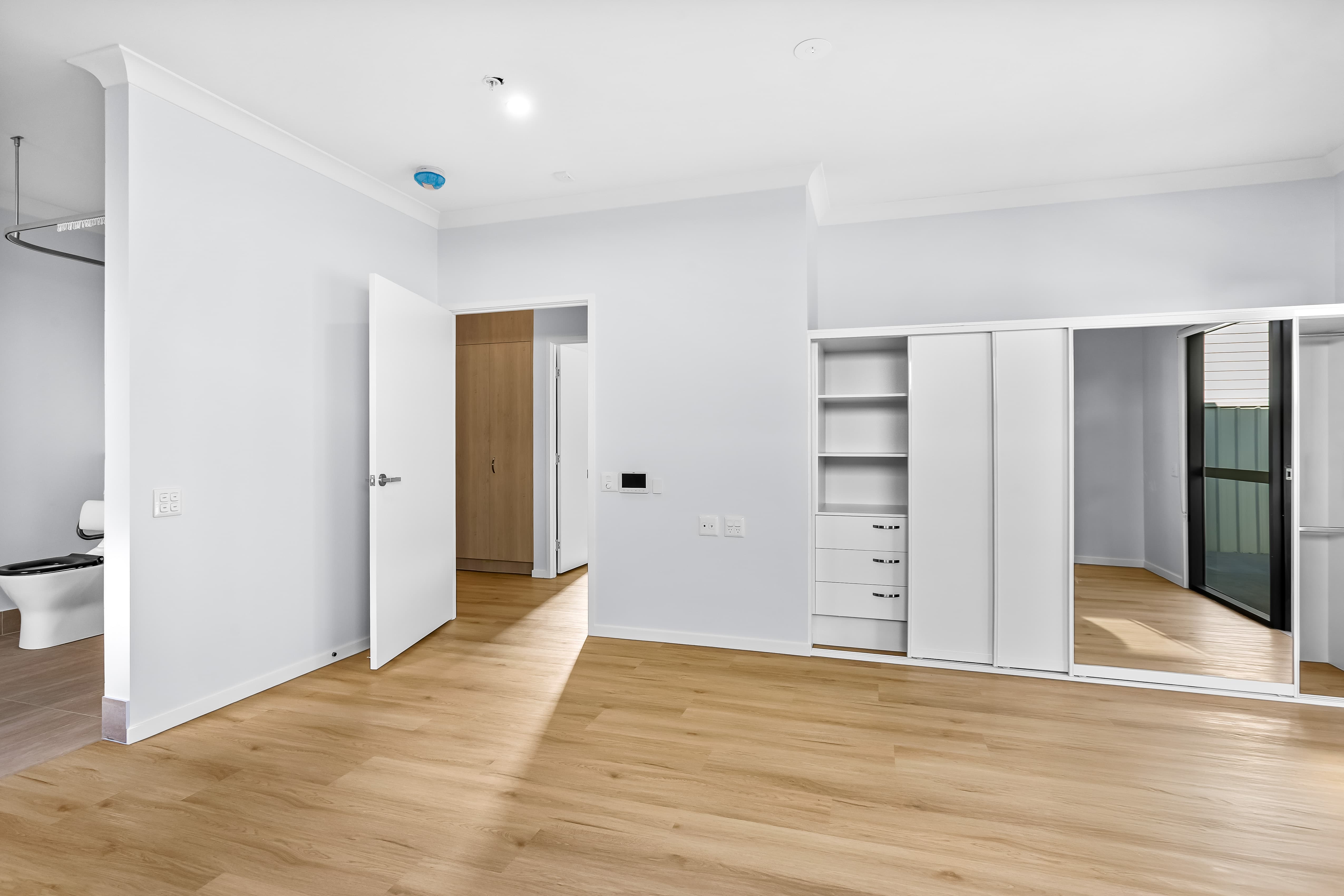 Modern 2-Bedroom HPS SDA Home with Onsite Overnight Assistance — Home image 6