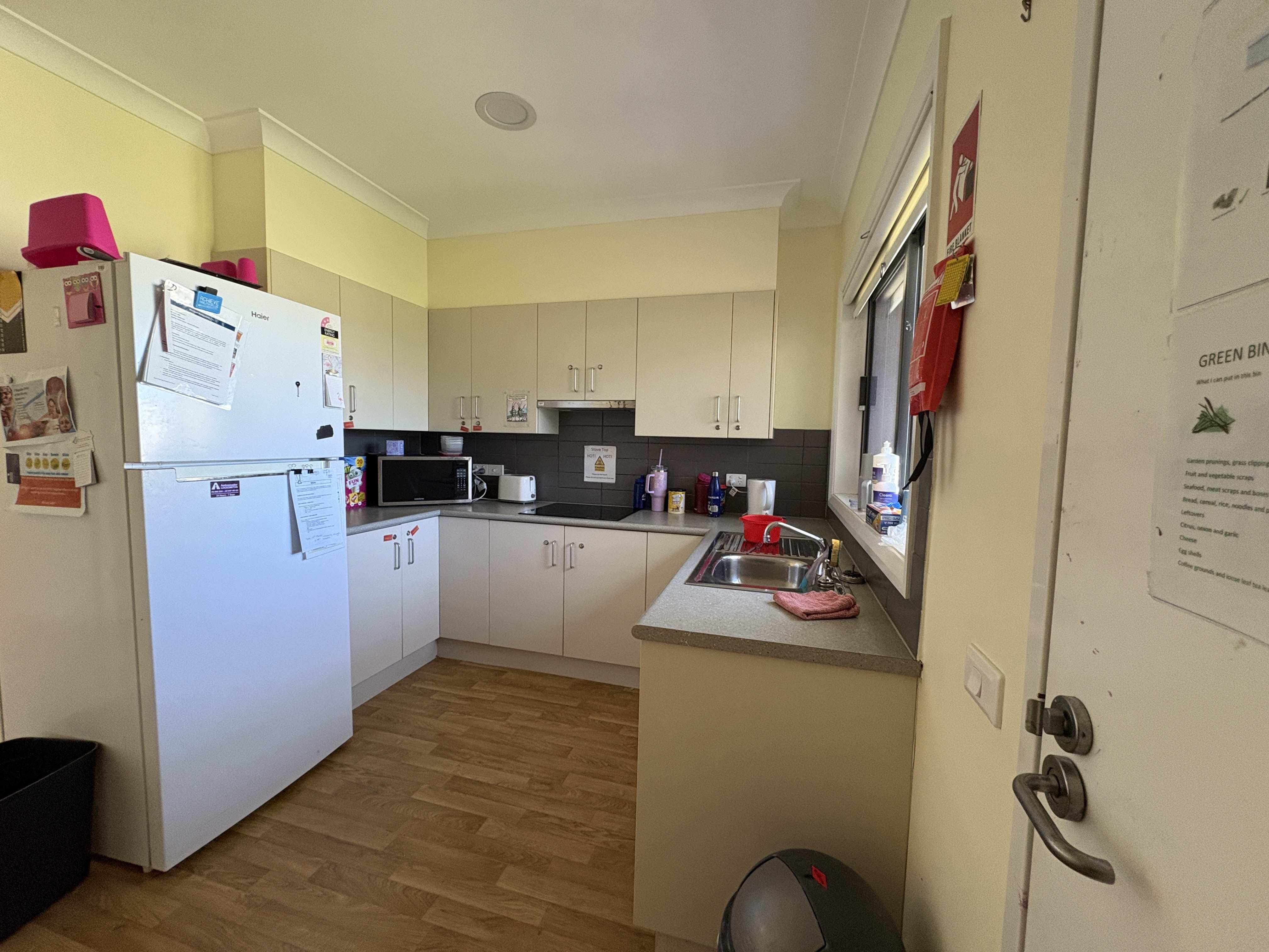 Self-contained villa in perfect location only minutes’ drive to Charlestown — Home image 3