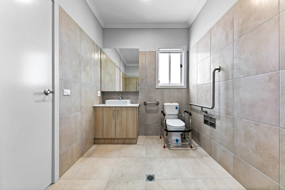 Two Completely Separate Robust Homes Under One Title — Home image 7