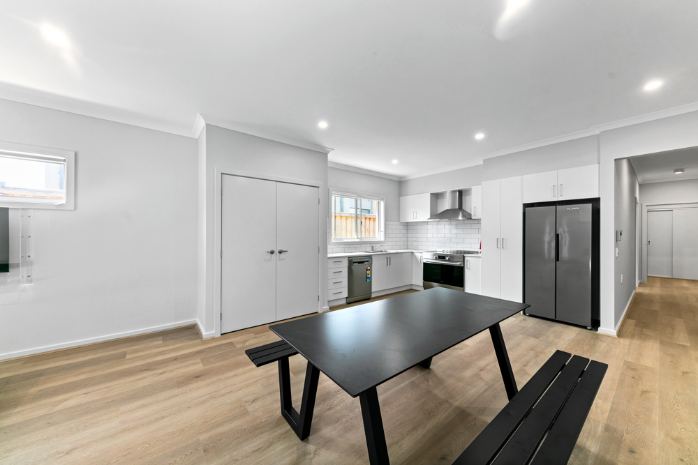 Two Completely Separate Robust Homes Under One Title — Home image 9