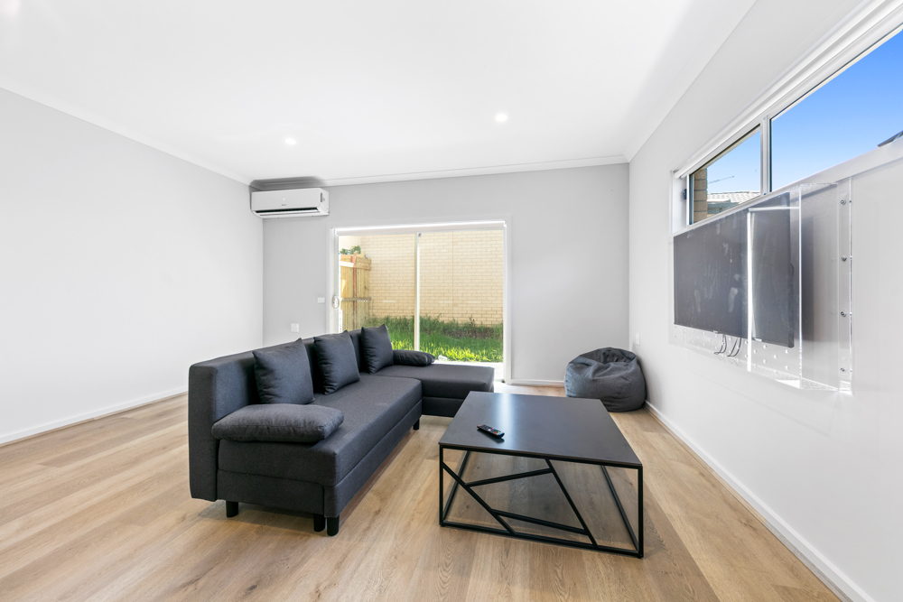 Two Completely Separate Robust Homes Under One Title — Home image 13