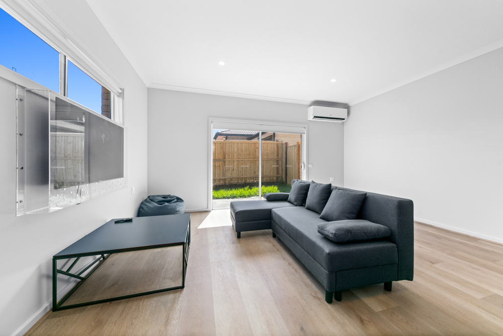 Two Completely Separate Robust Homes Under One Title — Home image 22