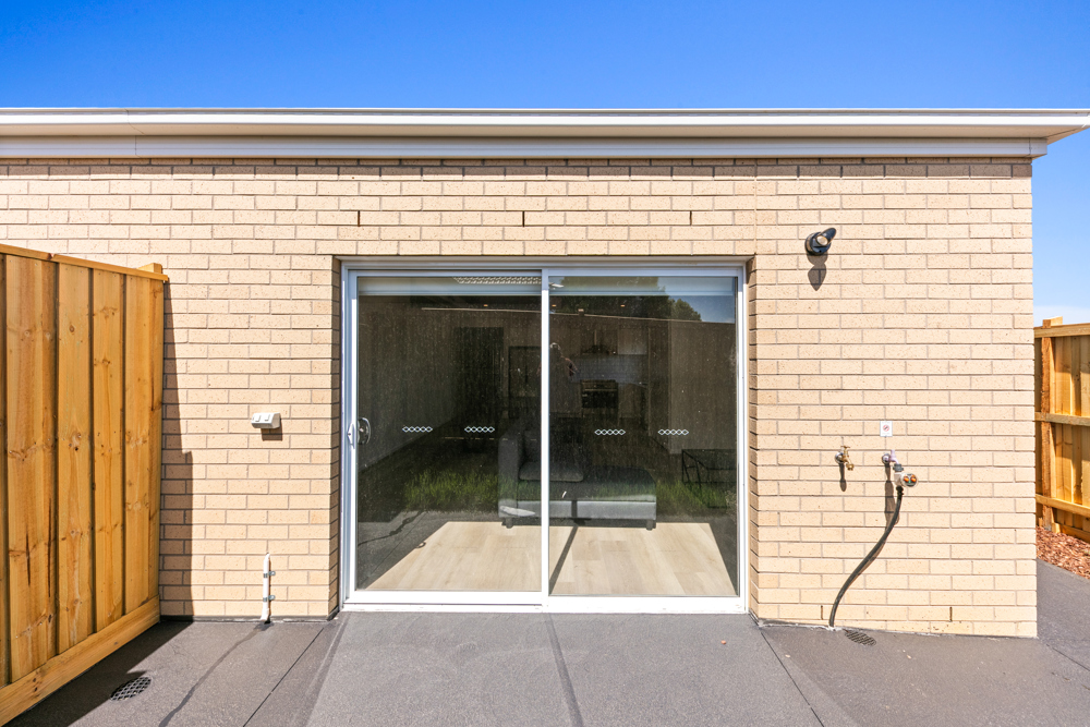 Two Completely Separate Robust Homes Under One Title — Home image 25