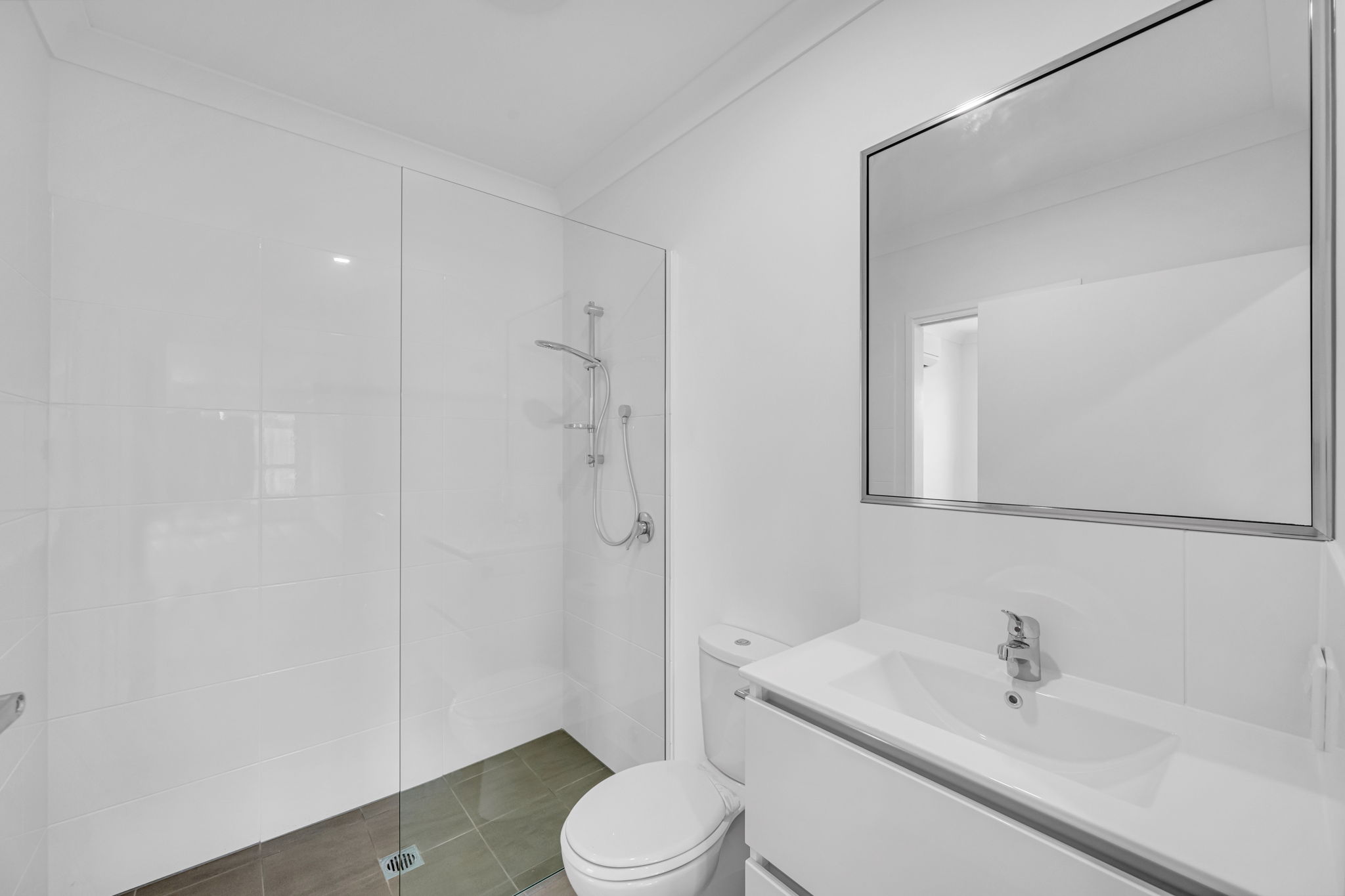 Unit 2: 1 SDA + OOA Ground Floor Villa, available in Cosgrove — Home image 9