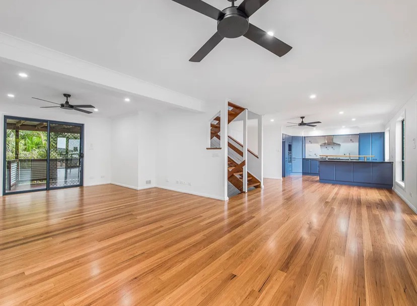 Beachside SIL living — Home image 7