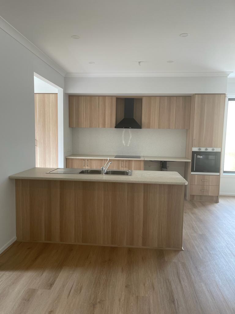 Clyde North, VIC — Home image 10