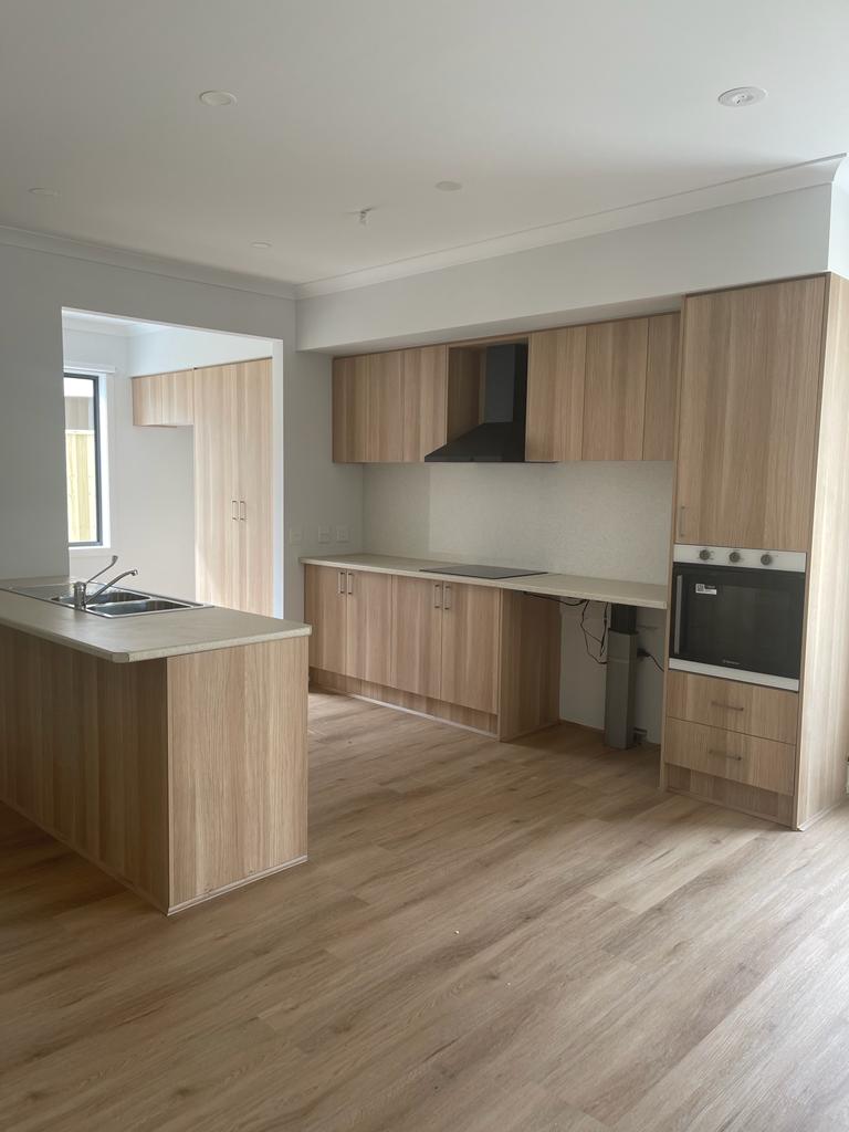 Clyde North, VIC — Home image 11