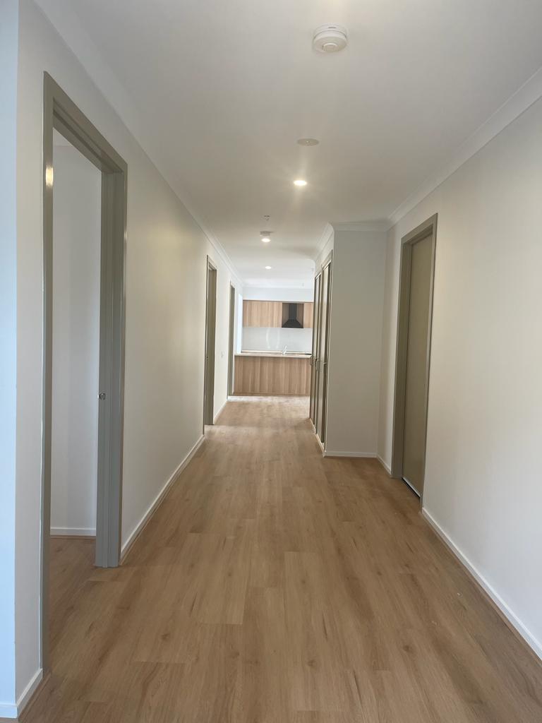 Clyde North, VIC — Home image 7