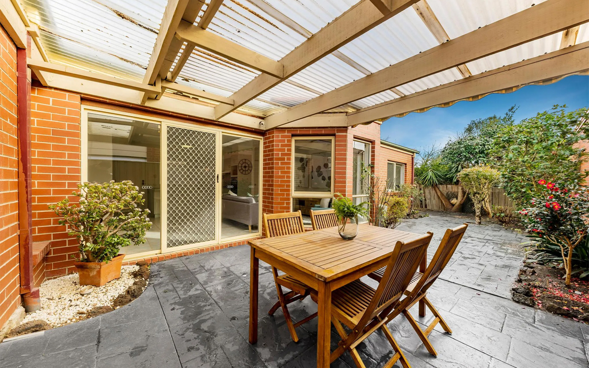 Beautiful Accessible SIL Home in Burwood — Home image 5