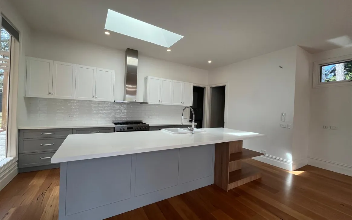 Welcoming and Spacious SIL Home in Croydon — Home image 3