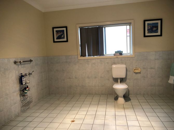 Magill - 1 Vacancy 4 Bedroom Residence Basic — Home image 5