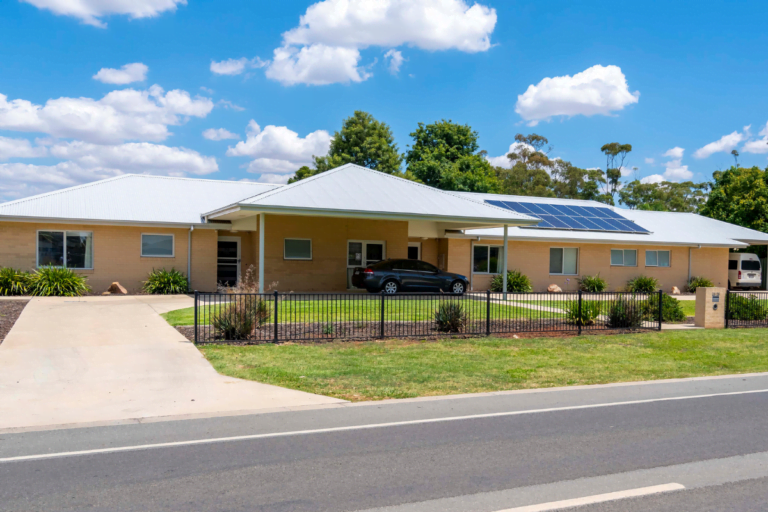 STA & MTA: Relax in Kialla's spacious retreat, close to everything you need — Floorplan 1