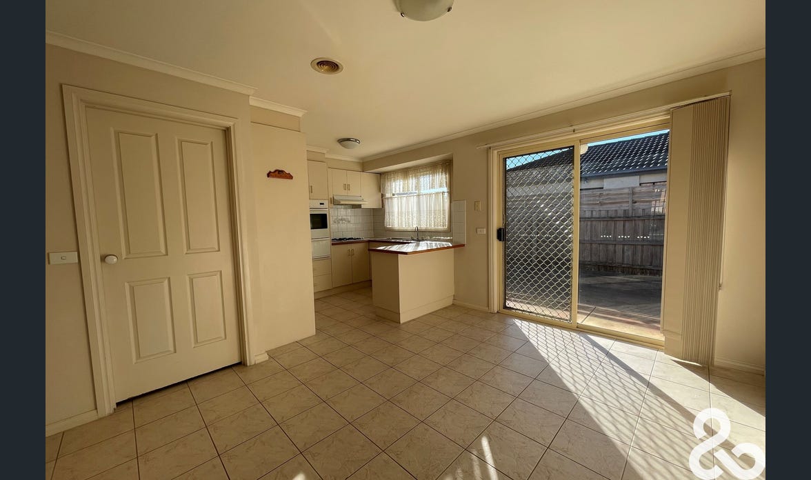 Accessible SIL Accommodation with Three Vacant Rooms in Mill Park, VIC — Home image 5