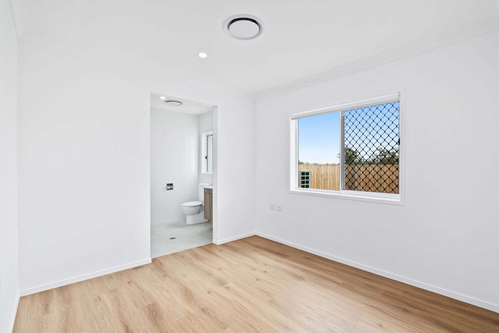 New Accessible Robust Home - Available Now — Home image 8
