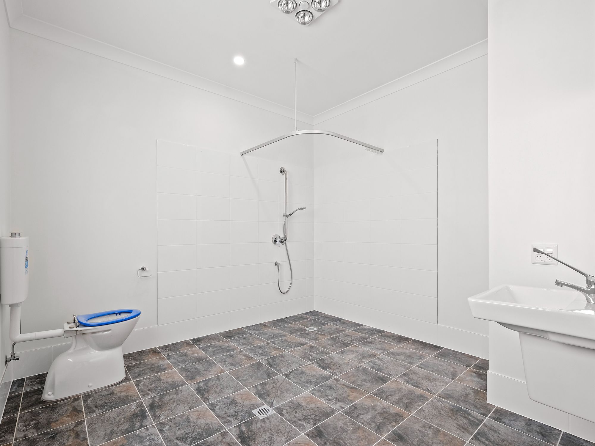 BRAND NEW Fully Furnished 2 Bed High Physical Support Home - Redbank — Home image 9