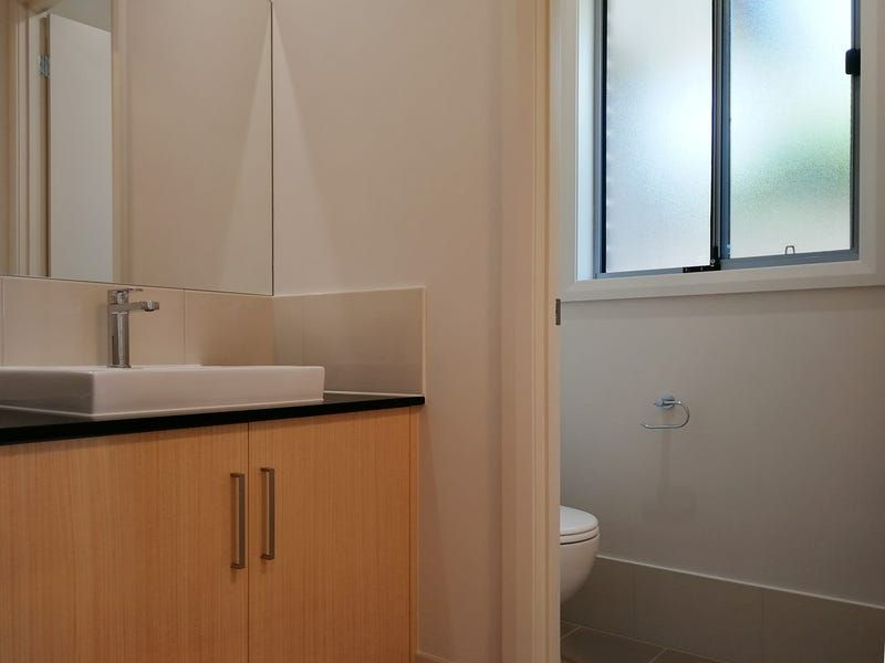 Modern 4-Bedroom SIL Home in Athelstone — Home image 5