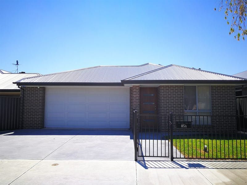 Modern 4-Bedroom SIL Home in Athelstone — Home image 10