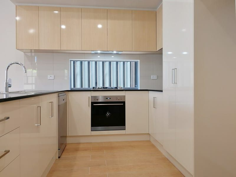 Modern 4-Bedroom SIL Home in Athelstone — Home image 12