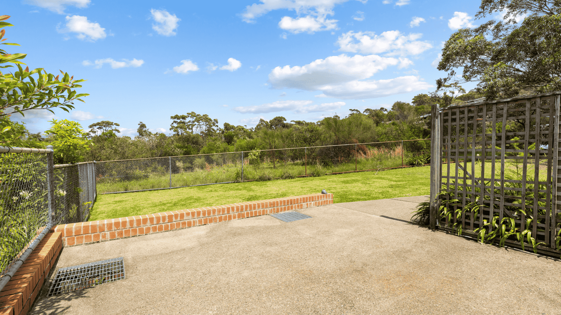 Beacon Hill – Self-contained unit within shared 6-bedroom home. — Home image 11